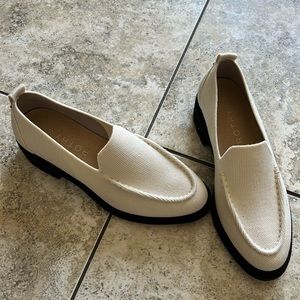 Rothys vanilla bean heeled loafers
